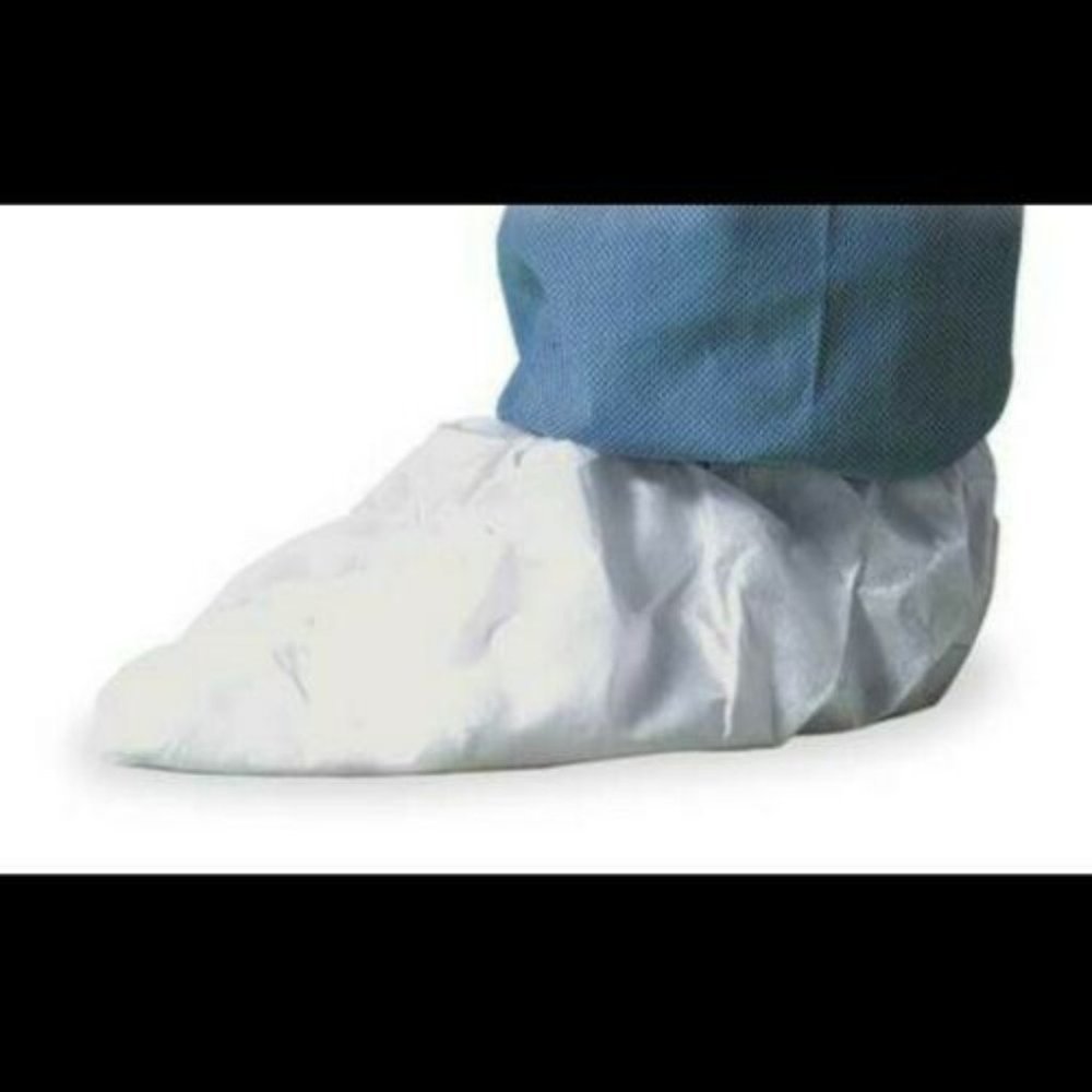 DUPONT Tyvek Isoclean Pair Shoe Covers Large White Medical IC441SWHLG02000B NEW